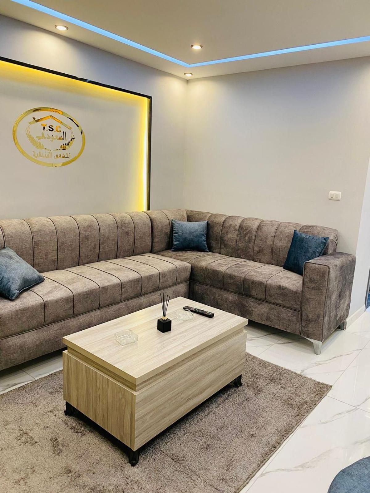Al Seoudi Furnished Units Lägenhet Az Zarqa Rum bild